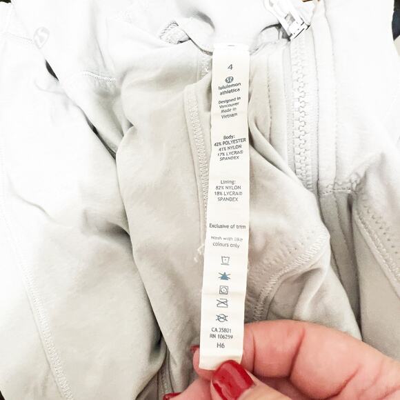 Lululemon Define Nulu women's ultra light grey size 4 - Picture 2 of 3